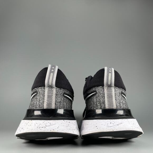 Nike React Infinity Run Flyknit Men's 10 Black White Running Shoes Sneakers GUC - Picture 3 of 9